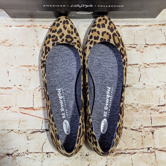 Dr. Scholl's | Shoes | Dr Scholls Leopard Really Memory Foam Flats ...